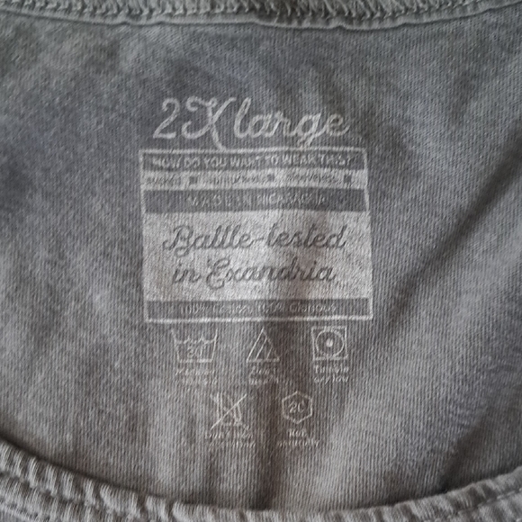 Men’s Gray Bear Graphic Tank Top - Picture 2 of 5